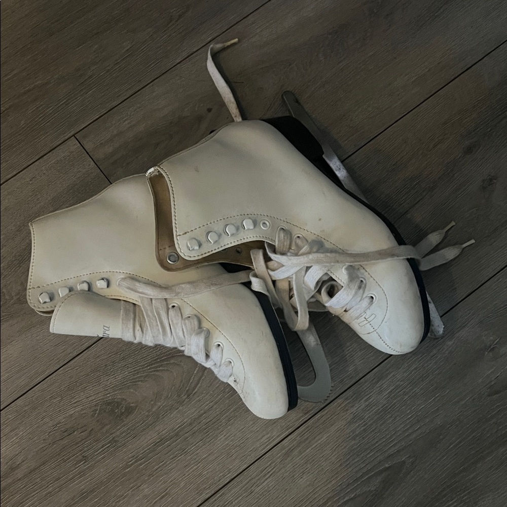 Women's White Ice Skates